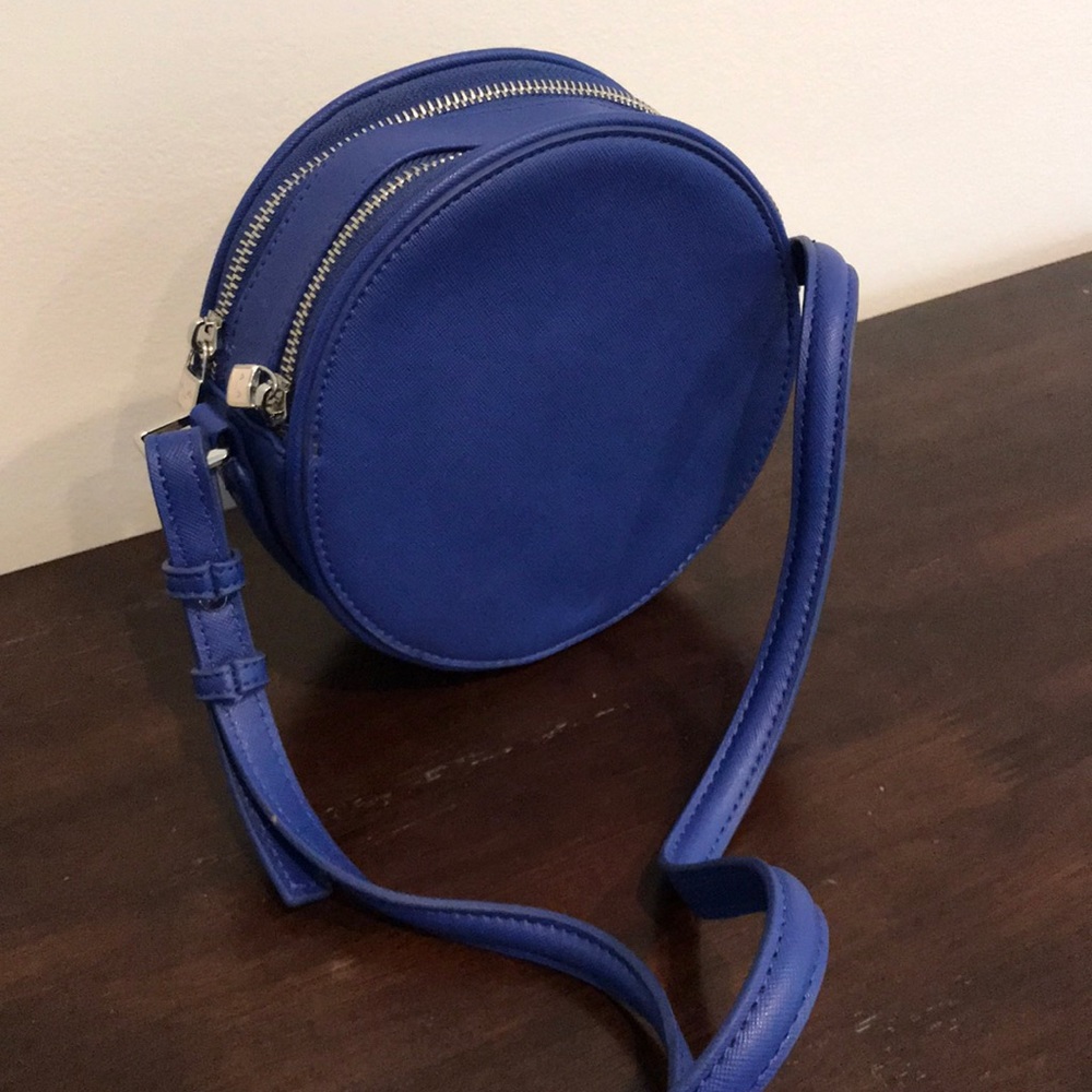 blue circle crossbody